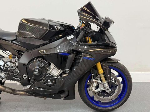 Yamaha R1M 1000 Super Sports Petrol Manual (200 ps) 12