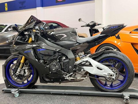 Yamaha R1M 1000 Super Sports Petrol Manual (200 ps) 7