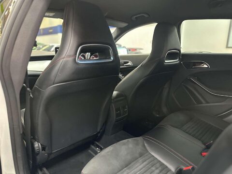 Mercedes-Benz CLA Class 1.6 CLA200 AMG Line Night Edition Shooting Brake 5dr Petrol 7G-DCT Euro 6 ( 42