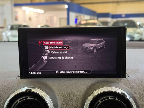 Audi Q2 1.5 TFSI CoD 35 S line SUV 5dr Petrol S Tronic Euro 6 (s/s) (150 ps) 49