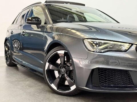Audi RS3 2.5 TFSI Sportback 5dr Petrol S Tronic quattro Euro 6 (s/s) (Nav) (367 ps) 9