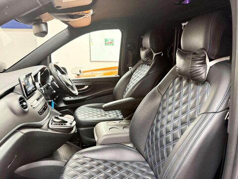 Mercedes-Benz V Class 2.2 V220d BlueTEC Sport MPV 5dr Diesel G-Tronic+ Euro 6 (s/s) 8 Seat XLWB ( 12