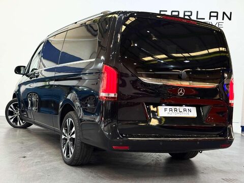 Mercedes-Benz V Class 2.2 V220d BlueTEC Sport MPV 5dr Diesel G-Tronic+ Euro 6 (s/s) 8 Seat XLWB ( 25