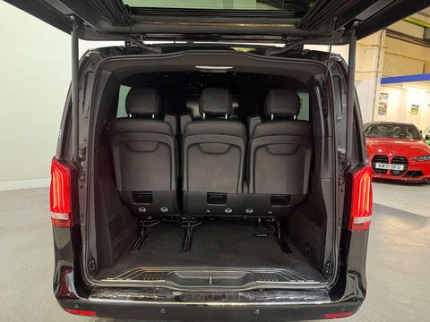 Mercedes-Benz V Class 2.2 V220d BlueTEC Sport MPV 5dr Diesel G-Tronic+ Euro 6 (s/s) 8 Seat XLWB ( 26