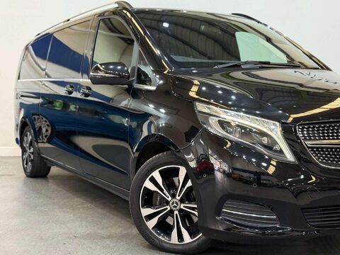 Mercedes-Benz V Class 2.2 V220d BlueTEC Sport MPV 5dr Diesel G-Tronic+ Euro 6 (s/s) 8 Seat XLWB ( 38
