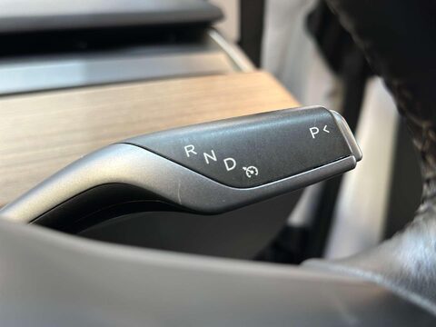 Tesla Model 3 Model 3 Standard-Range + 4dr 44