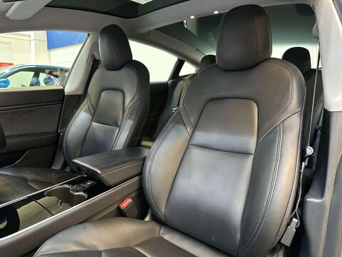 Tesla Model 3 Model 3 Standard-Range + 4dr 6