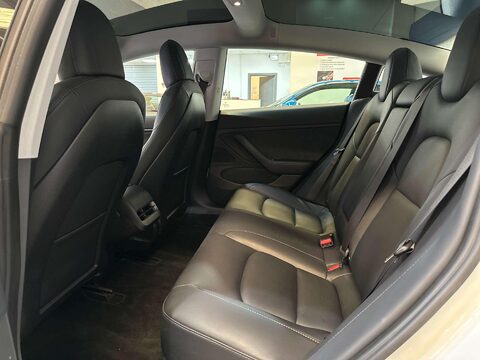 Tesla Model 3 Model 3 Standard-Range + 4dr 39