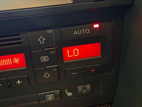 Audi A4 4.2 RS 4 Quattro 4WD 4dr 46