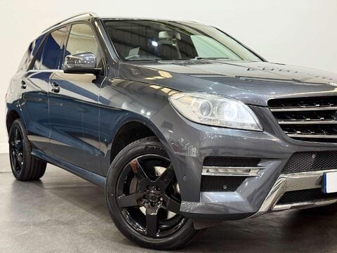 Mercedes-Benz M Class 3.0 ML350 V6 BlueTEC AMG Sport SUV 5dr Diesel G-Tronic 4WD Euro 6 (s/s) (25 9