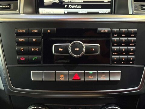 Mercedes-Benz M Class 3.0 ML350 V6 BlueTEC AMG Sport SUV 5dr Diesel G-Tronic 4WD Euro 6 (s/s) (25 38