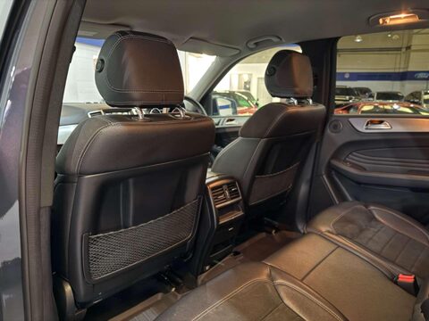 Mercedes-Benz M Class 3.0 ML350 V6 BlueTEC AMG Sport SUV 5dr Diesel G-Tronic 4WD Euro 6 (s/s) (25 39
