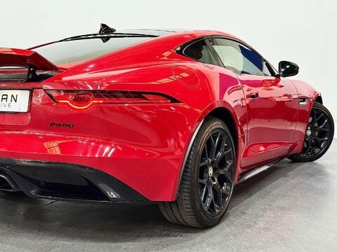 Jaguar F-Type 2.0i R-Dynamic Coupe 2dr Petrol Auto Euro 6 (s/s) (300 ps) 30