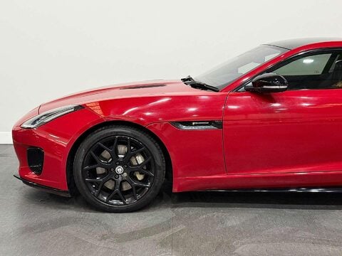 Jaguar F-Type 2.0i R-Dynamic Coupe 2dr Petrol Auto Euro 6 (s/s) (300 ps) 17