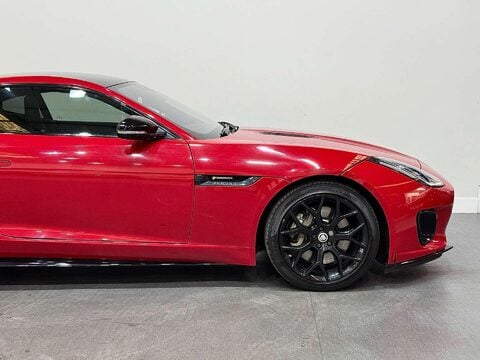 Jaguar F-Type 2.0i R-Dynamic Coupe 2dr Petrol Auto Euro 6 (s/s) (300 ps) 21