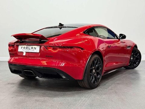 Jaguar F-Type 2.0i R-Dynamic Coupe 2dr Petrol Auto Euro 6 (s/s) (300 ps) 32