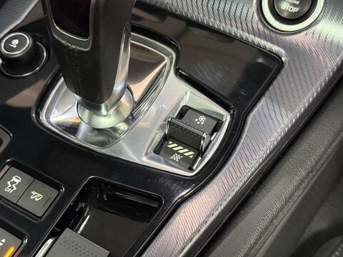 Jaguar F-Type 2.0i R-Dynamic Coupe 2dr Petrol Auto Euro 6 (s/s) (300 ps) 51