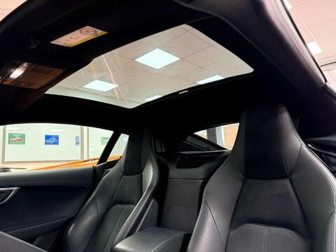 Jaguar F-Type 2.0i R-Dynamic Coupe 2dr Petrol Auto Euro 6 (s/s) (300 ps) 54