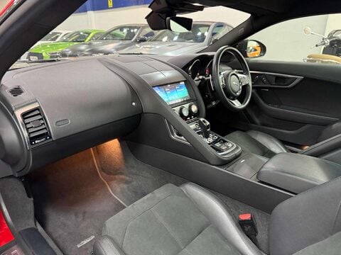 Jaguar F-Type 2.0i R-Dynamic Coupe 2dr Petrol Auto Euro 6 (s/s) (300 ps) 55