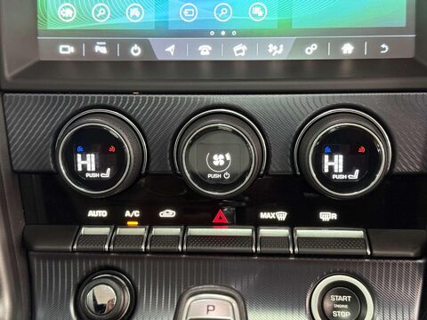 Jaguar F-Type 2.0i R-Dynamic Coupe 2dr Petrol Auto Euro 6 (s/s) (300 ps) 45