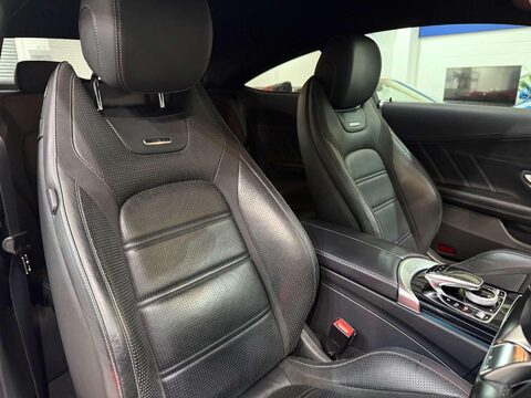 Mercedes-Benz C Class 4.0 C63 V8 BiTurbo AMG Coupe 2dr Petrol SpdS MCT Euro 6 (s/s) (476 ps) 31
