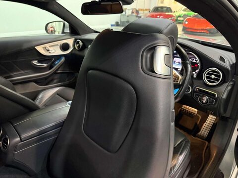 Mercedes-Benz C Class 4.0 C63 V8 BiTurbo AMG Coupe 2dr Petrol SpdS MCT Euro 6 (s/s) (476 ps) 40