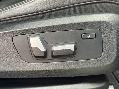 BMW X6 3.0 40d MHT M Sport SUV 5dr Diesel Hybrid Auto xDrive Euro 6 (s/s) (340 ps) 50