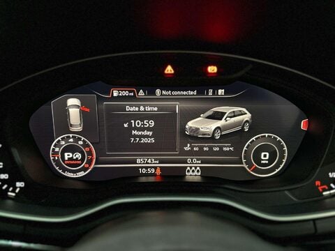 Audi A4 2.0 TFSI 40 Black Edition Estate 5dr Petrol S Tronic Euro 6 (s/s) (190 ps) 35