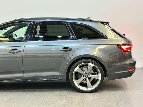 Audi A4 2.0 TFSI 40 Black Edition Estate 5dr Petrol S Tronic Euro 6 (s/s) (190 ps) 20