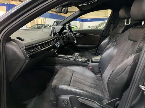 Audi A4 2.0 TFSI 40 Black Edition Estate 5dr Petrol S Tronic Euro 6 (s/s) (190 ps) 43