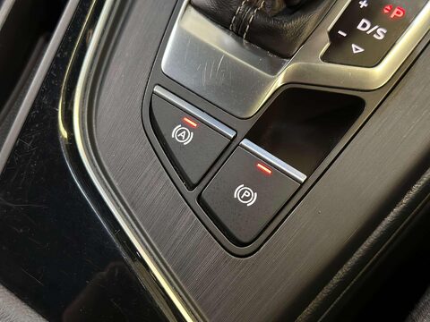 Audi A4 2.0 TFSI 40 Black Edition Estate 5dr Petrol S Tronic Euro 6 (s/s) (190 ps) 53