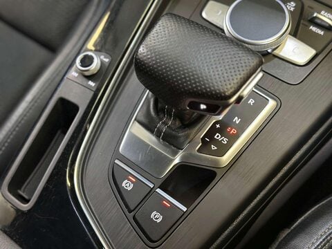 Audi A4 2.0 TFSI 40 Black Edition Estate 5dr Petrol S Tronic Euro 6 (s/s) (190 ps) 54