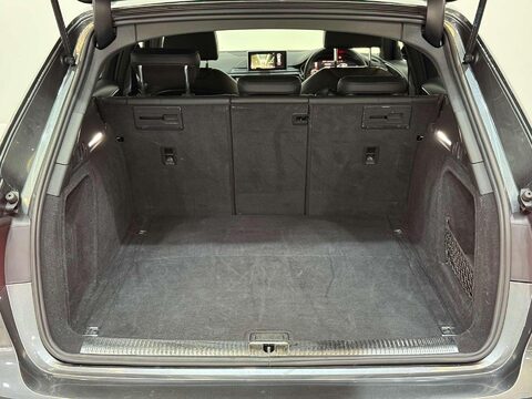 Audi A4 2.0 TFSI 40 Black Edition Estate 5dr Petrol S Tronic Euro 6 (s/s) (190 ps) 66