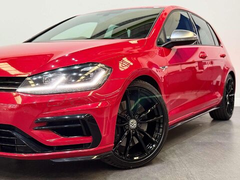 Volkswagen Golf 2.0 TSI BlueMotion Tech R Hatchback 5dr Petrol DSG 4Motion Euro 6 (s/s) (31 14