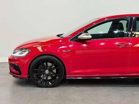Volkswagen Golf 2.0 TSI BlueMotion Tech R Hatchback 5dr Petrol DSG 4Motion Euro 6 (s/s) (31 18