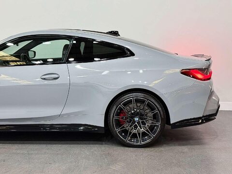 BMW M4 3.0 BiTurbo Competition Coupe 2dr Petrol Steptronic Euro 6 (s/s) (510 ps) 17