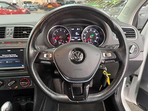 Volkswagen Polo 1.2 TSI BlueMotion Tech Match Edition Hatchback 3dr Petrol DSG Euro 6 (s/s) 33