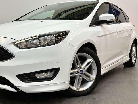 Ford Focus 1.0T EcoBoost Zetec Hatchback 5dr Petrol Manual Euro 6 (s/s) (100 ps) 13