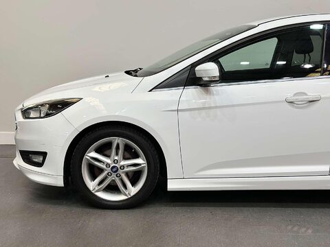 Ford Focus 1.0T EcoBoost Zetec Hatchback 5dr Petrol Manual Euro 6 (s/s) (100 ps) 16
