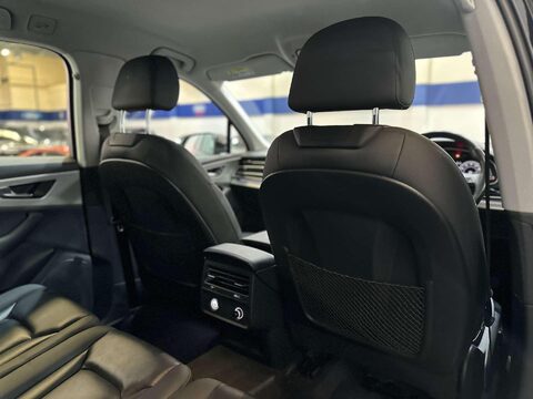 Audi Q7 3.0 TDI V6 50 Sport SUV 5dr Diesel Tiptronic quattro Euro 6 (s/s) (286 ps) 40