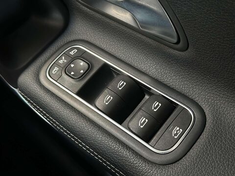 Mercedes-Benz A Class 2.0 A35 AMG (Premium Plus) Hatchback 5dr Petrol SpdS DCT 4MATIC Euro 6 (s/s 56