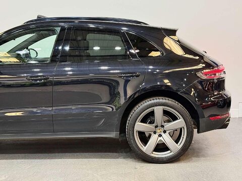 Porsche Macan 2.0T SUV 5dr Petrol PDK 4WD Euro 6 (s/s) (245 ps) 20