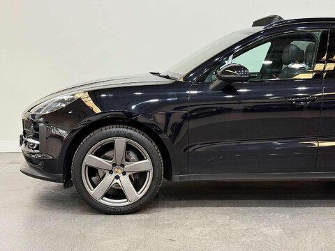 Porsche Macan 2.0T SUV 5dr Petrol PDK 4WD Euro 6 (s/s) (245 ps) 19