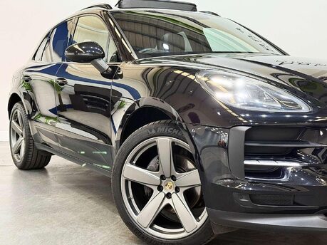 Porsche Macan 2.0T SUV 5dr Petrol PDK 4WD Euro 6 (s/s) (245 ps) 
