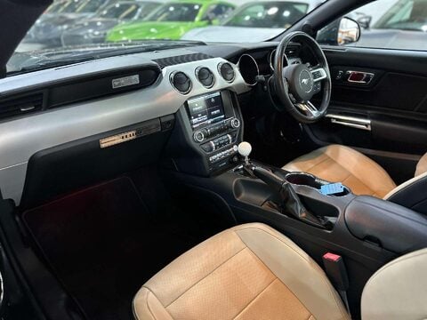 Ford Mustang 5.0 V8 GT Fastback 2dr Petrol SelShift Euro 6 (416 bhp) 36