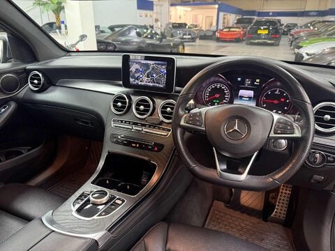 Mercedes-Benz GLC 2.1 GLC220d AMG Line (Premium) Coupe 5dr Diesel G-Tronic 4MATIC Euro 6 (s/s 2
