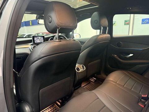 Mercedes-Benz GLC 2.1 GLC220d AMG Line (Premium) Coupe 5dr Diesel G-Tronic 4MATIC Euro 6 (s/s 32