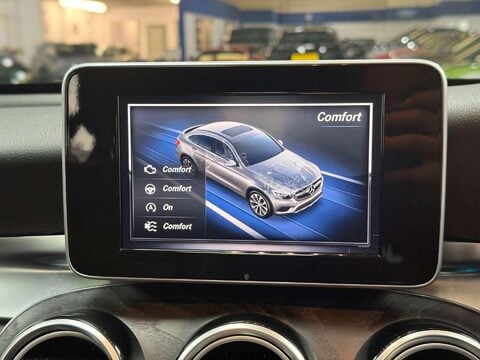 Mercedes-Benz GLC 2.1 GLC220d AMG Line (Premium) Coupe 5dr Diesel G-Tronic 4MATIC Euro 6 (s/s 57