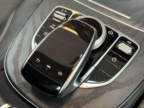 Mercedes-Benz E Class 2.0 E300de 13.5kWh AMG Line (Premium Plus) Saloon 4dr Diesel Plug-in Hybrid 57