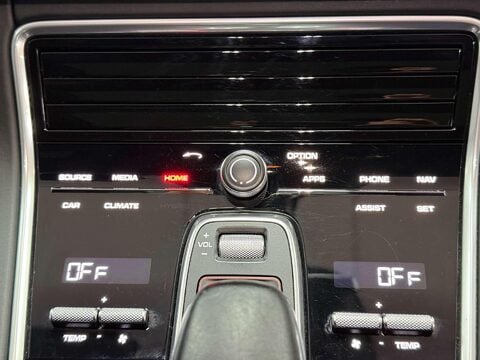 Porsche Panamera 4.0T V8 GTS Sport Turismo 5dr Petrol PDK 4WD Euro 6 (s/s) (460 ps) 65